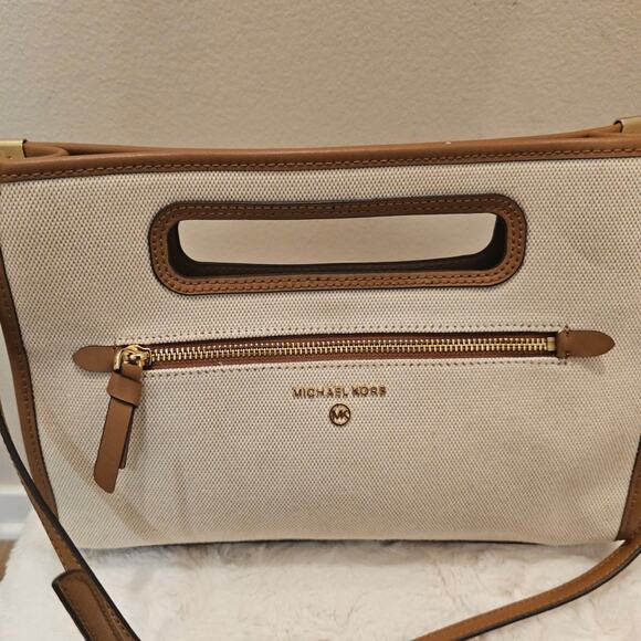 NWOT Michael Kors Canvas Clutch with Strap - Picture 2 of 9